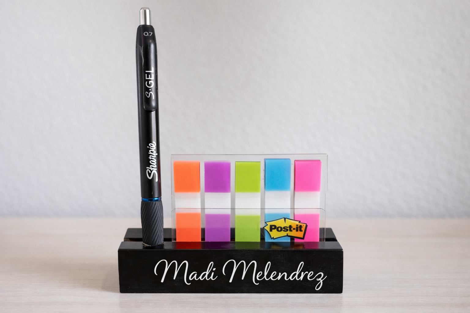 Personalized Wood Desk Organizer – Pen Holder & Sticky Note Stand